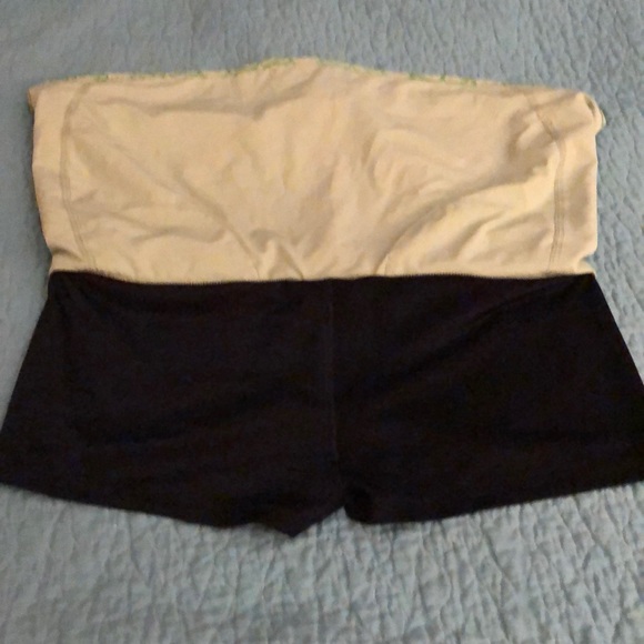 Patagonia Nine Trails Skort - Picture 9 of 11